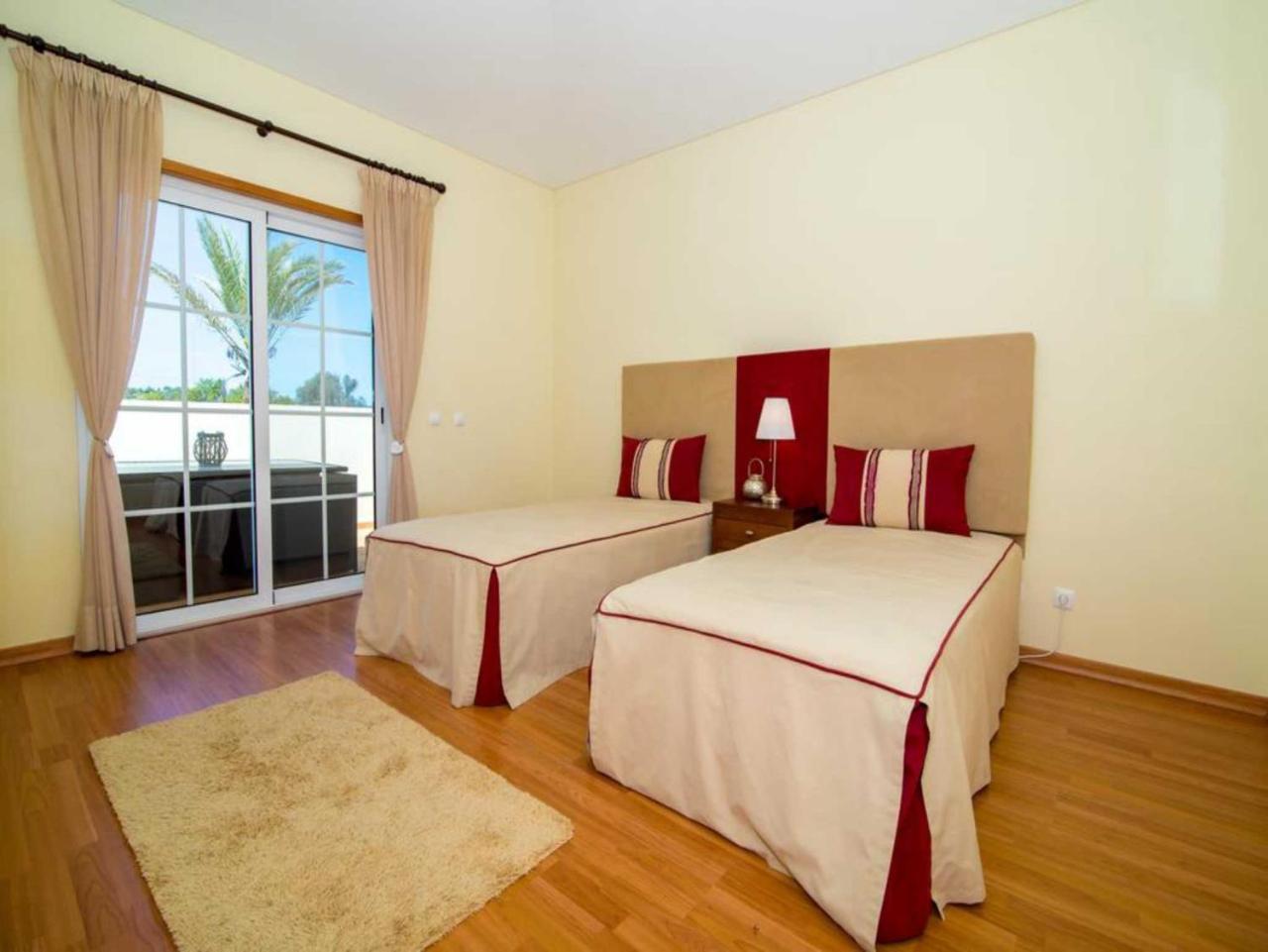 D02 - Heaven Golf Villa Lagos Extérieur photo